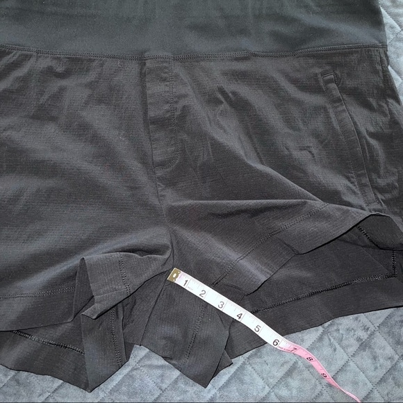 Athleta Shorts Women 24 Trekkie North Black Hiking Or Around Town Stretch L - Picture 7 of 13